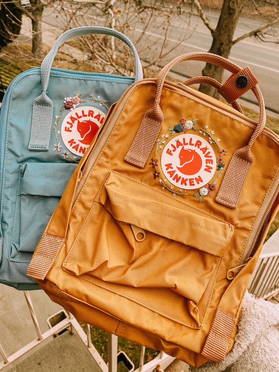 Berg Pathologisch in de rij gaan staan EMBROIDERY FJALLRAVEN KANKEN Backpacks Made to Order - Etsy