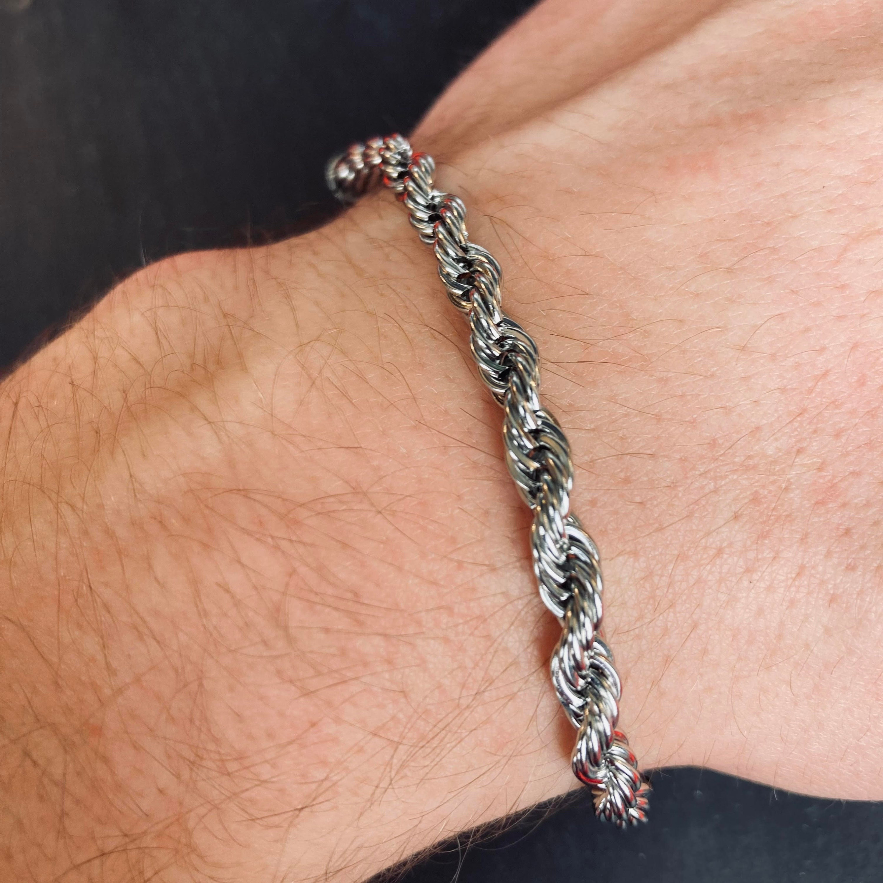 Men's Sterling Silver Rope Chain Bracelet - Jewelry1000.com | Mens silver  jewelry, Mens silver necklace, Mens bracelet silver
