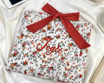 Red Rose Floral Ipad Sleeve,Personalized Floral 11inch Laptop iPad Macbook Case,Protective iPad Case Sleeve,Embroidered Bible/Kindle Sleeve