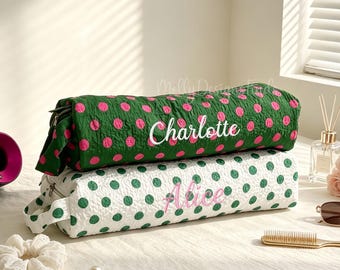 Borsa organizer per strumenti per capelli a pois con nome personalizzato ricamato, borsa da viaggio per trucchi personalizzata, organizer da viaggio trapuntato, borsa da viaggio per ferro arricciacapelli