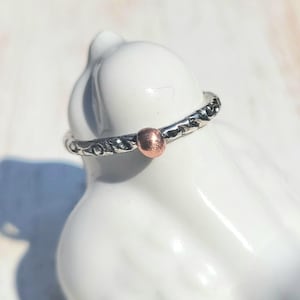 Stacking Sterling Silver Ring with Solid Copper Pebble Delicate Mixed Metal Ring Minimalist Jewellery
