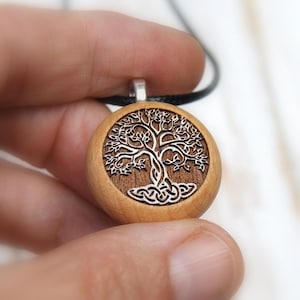 Tree of Life Pendant | Celtic Knot Roots | Spiritual Pendant | Beechwood Amulet for Strength & Connection | Laser Engraved Wooden Necklace