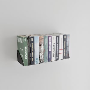 Minimalist Metal Floating Shelf: Wall Mounted Bookshelf Decor