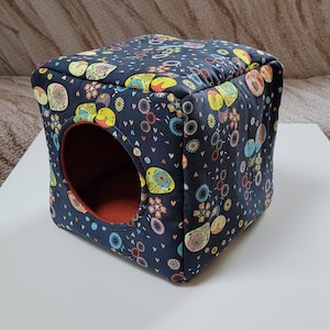 Reinforced Fleece Hedgehog Cube, Cavy Cuddle Box, Colourful Birds Rat Cube, Blue Guinea Pig Snuggle Cozy, Degu Cosy, Handmade Pet Accessory