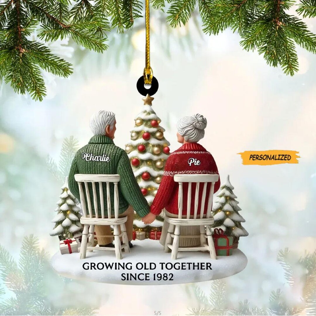 3D Effect Old Couple Growing Old Together Personalized Christmas Ornam – Heart Melting