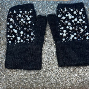 Black Gloves with Swarovski and Pearls