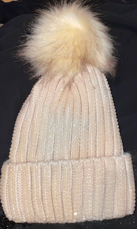 Beanie with crystal beading and fur Pom CRYSTAL SKIER BEANIE – Yarid main image 3