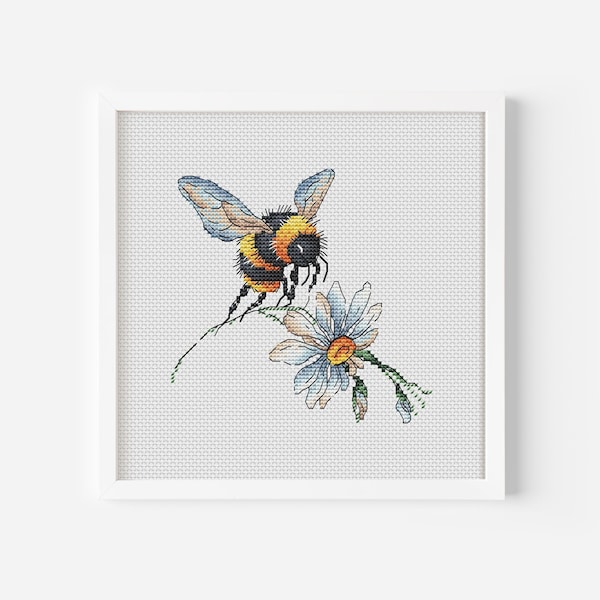 Bumblebee Cross Stitch Pattern PDF, Woodland Insect Cross Stitch, Cute Bee Cross Stitch, Flowers Stitch, Instant Download Digital File