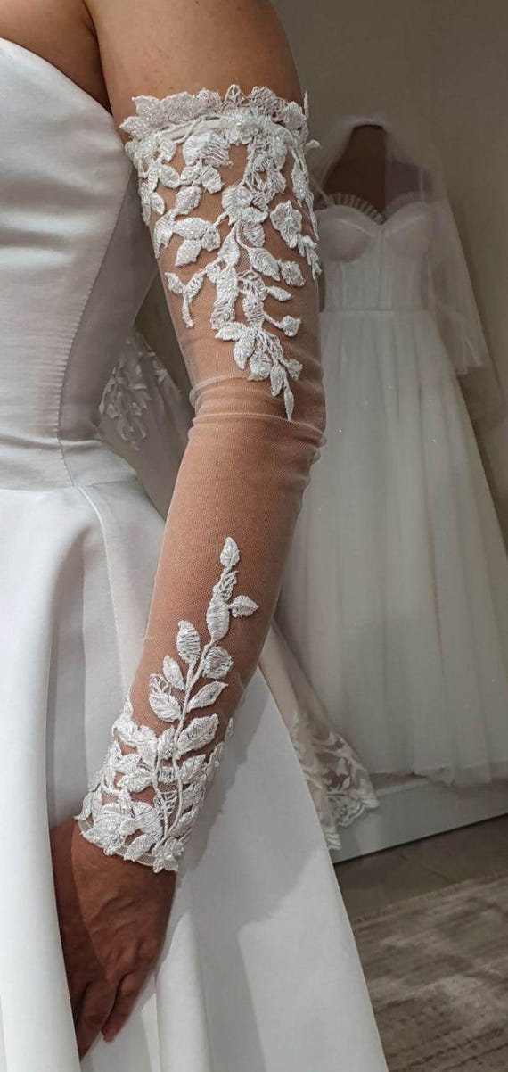 Detachable Bridal Sleeves: Handmade Tulle Wedding Sleeves