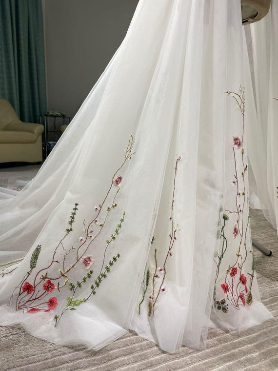 Wildflower Lace Tulle Bridal Overskirt: Detachable Wedding