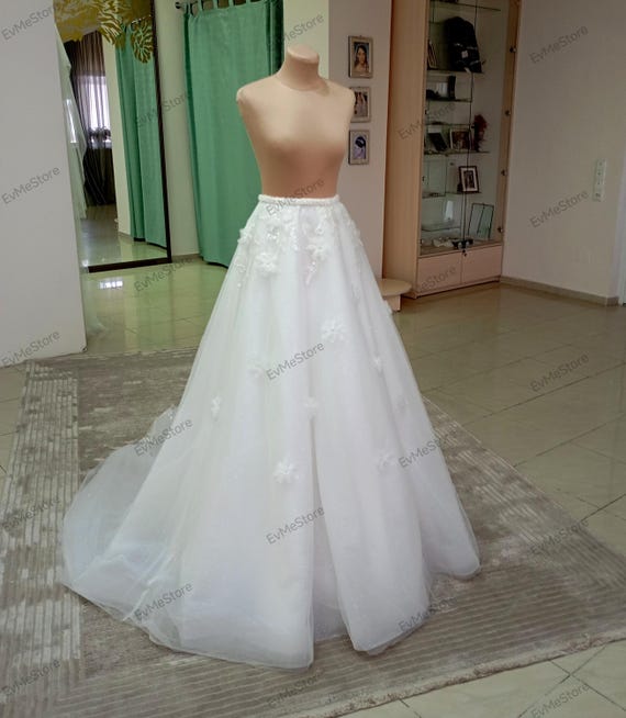 floral sequin tulle dress in white Girls Ivory Embroidered Floral & Sequin Tulle Dress