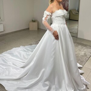 Detachable Bridal Sleeves: Handmade Tulle Bicep Sleeves with 3D Flowers image 4