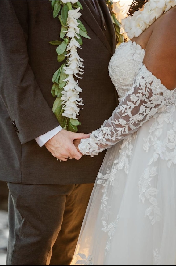 Detachable Wedding Sleeves: Fitted Bicep Tulle Bridal Sleeves