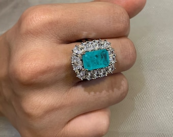 Paraiba Tourmaline Solitaire Bague Aqua Blue Gemstone Ring, Unique Green Dainty Ring, Bijoux spéciaux pour elle, Cadeau unique pour la fête des mères