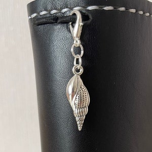 Breloque pendentif de sac planificateur coquillage en métal argenté