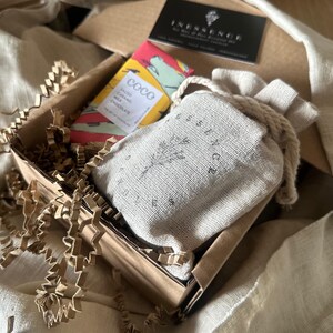 Vela con aroma a traición: un divertido regalo de despedida con cera de soja aromática. imagen 8