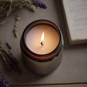 Vela con aroma a traición: un divertido regalo de despedida con cera de soja aromática. imagen 2