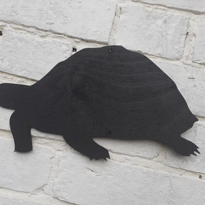 Eine Holz Silhouette Schildkröte Figur - 10&quot; x 7&quot; zur Wandhalterung überall. Schwarz beschichtet.