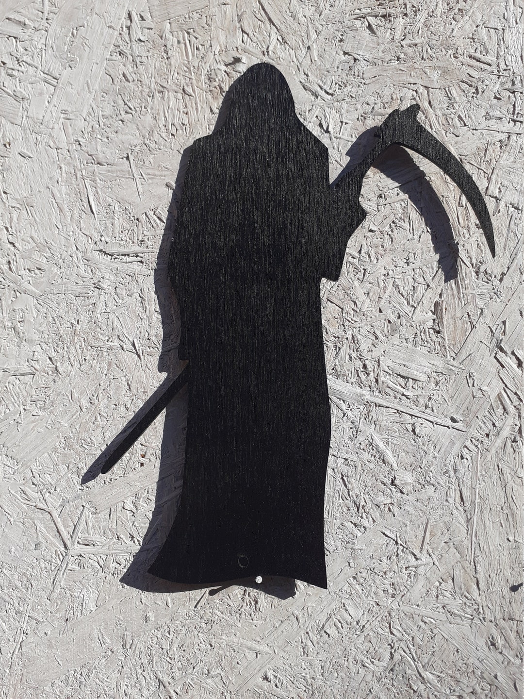 This pic goes hard with the shadow. -The Grim Reaper : r/Eldenring