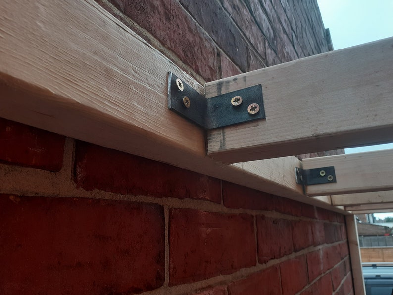 4x Right Angle Timber Joist Support Brackets 100mm X 100mm X 30mm in