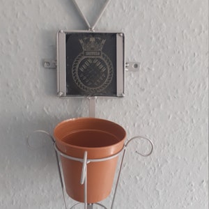 A Pyrographed 4&quot; Slate of HMS Sheffield&#39;s Ship&#39;s Crest Metal Framed Wall Mounted Plant Pot Holder.