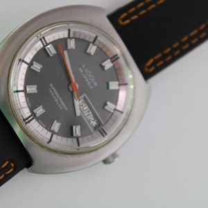 Luxor Day Date Compressor Super Automatic Men’s Wristwatch in Pristine Condition Swiss Made
