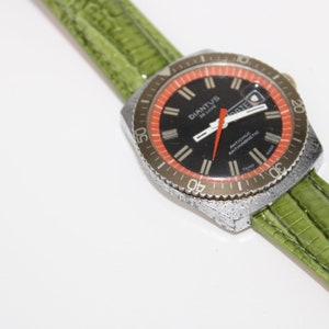 Rare DIANTUS De Luxe Vintage Diver Watch - Swiss Made - Green Stap - In good vintage condition