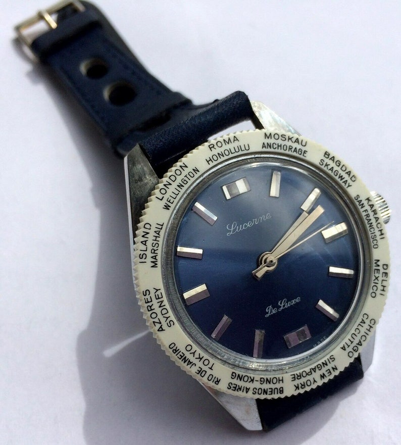 Lucerne de Luxe World Timer Dial Vintage Watch - Blue Dial - Swiss Made 1970's - In excellent condition image 5
