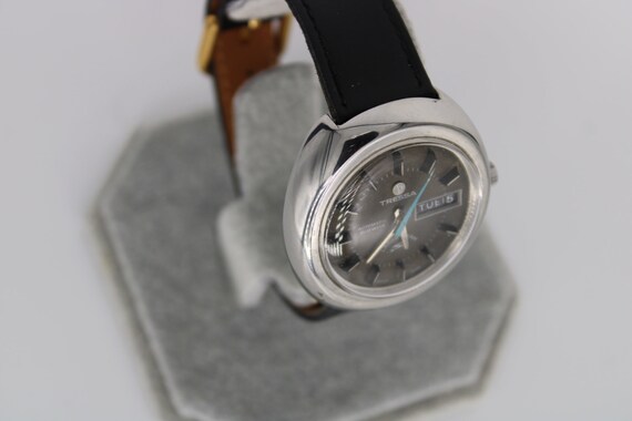 Tressa laser beam watch sale
