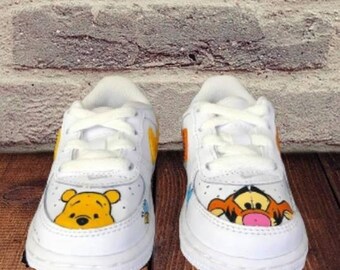 nike winnie the pooh shoes