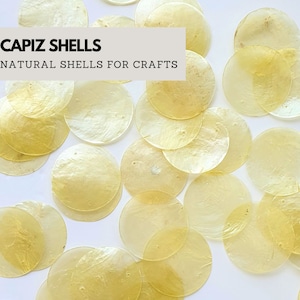 Yellow Natural Capiz Shells / 2 Holes / 50mm