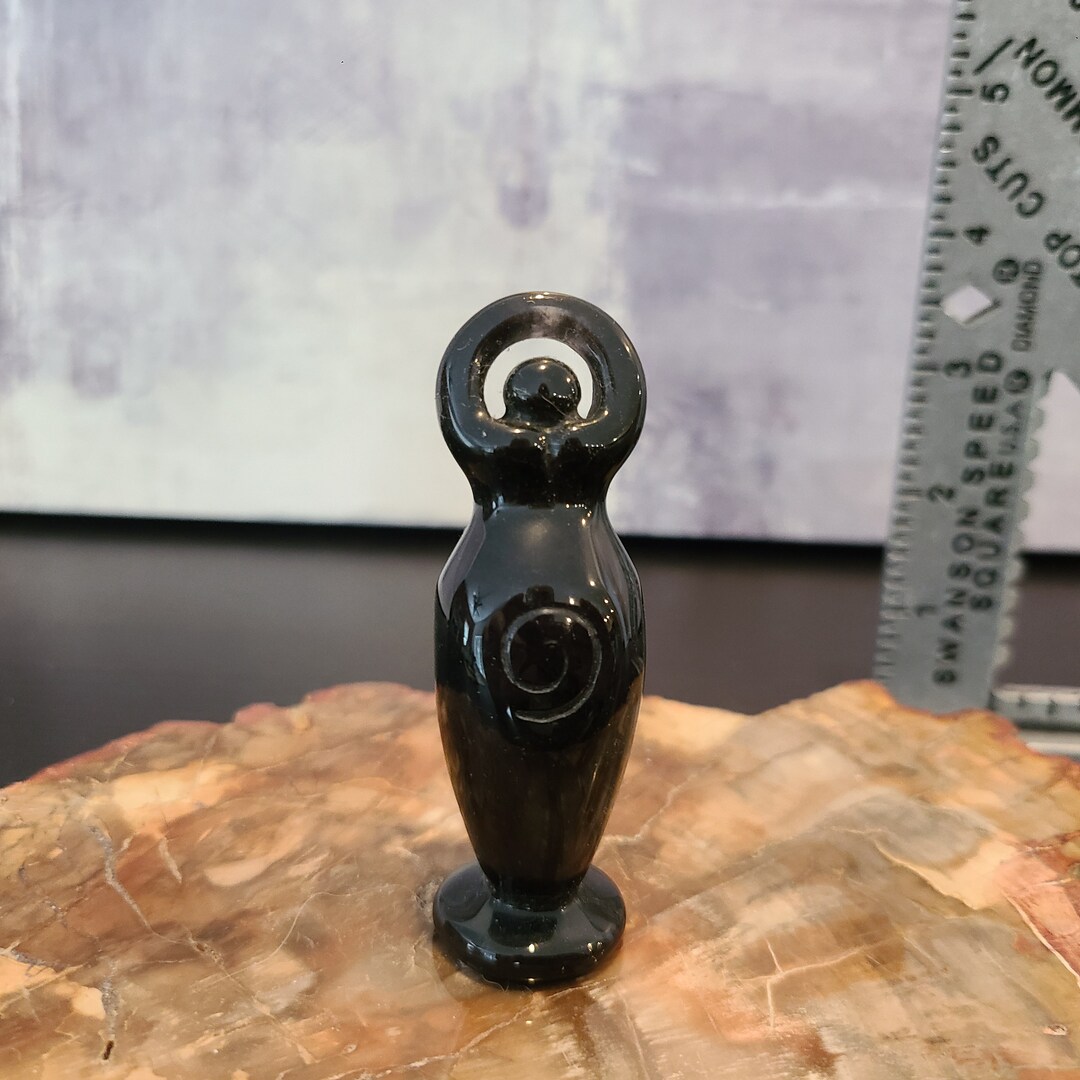 Obsidian Fertility Goddesses Crystal, Geology, Home Decor Crystal Rock