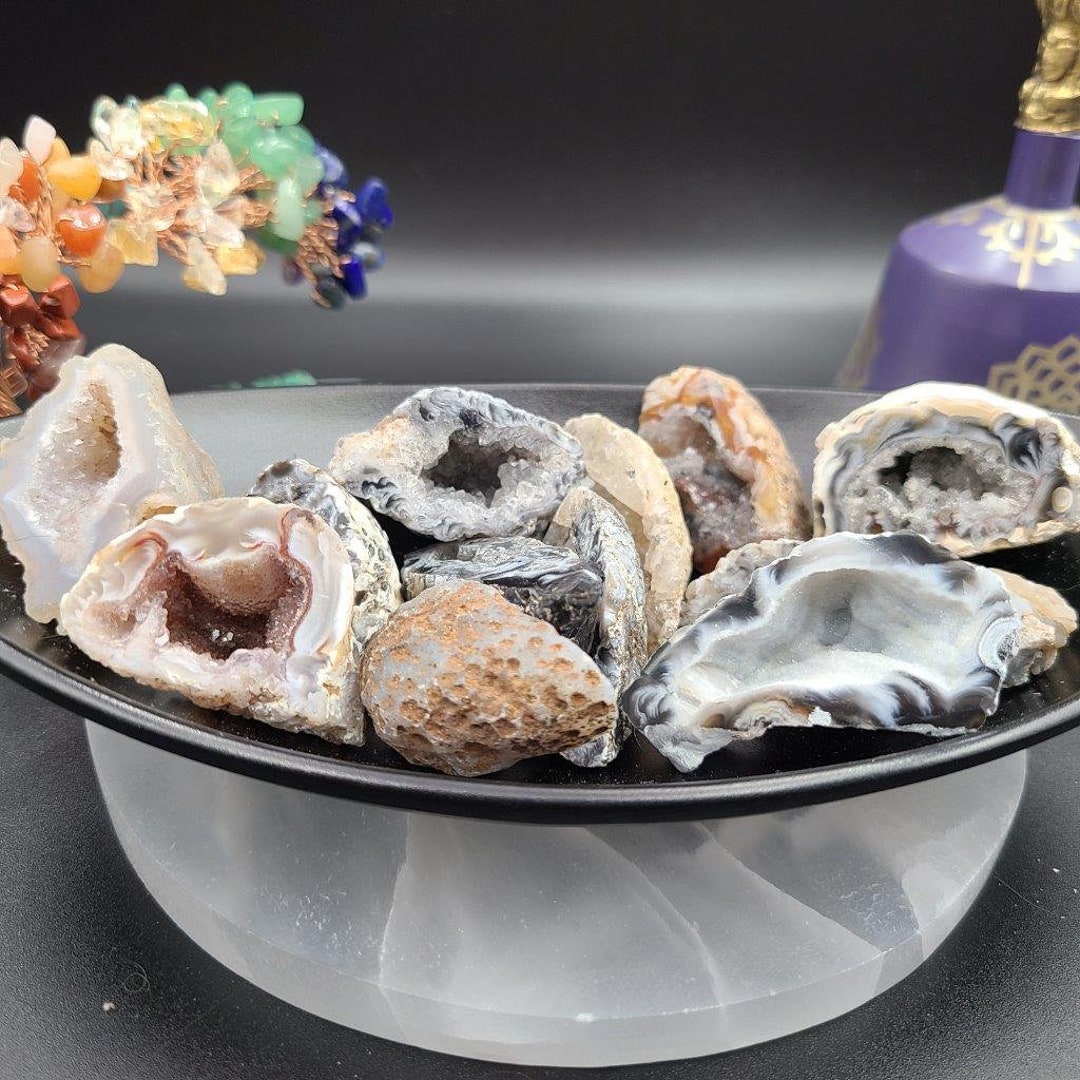 Mini Geodes Mini Oco Geodes From Brazil - Astrology - Home Decor - Earth - Geology ...