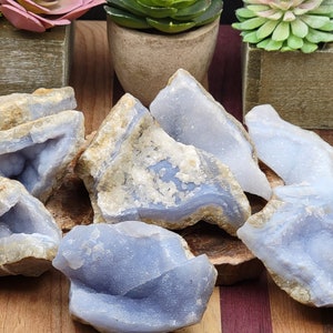 Blue Lace Agate Raw Stones - Astrology - Home Decor - Earth - Geology - Crystals