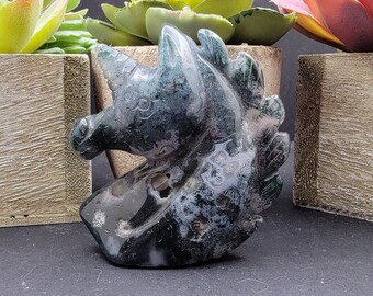 Moss Agate Unicorn Carving – 2.5" Polished Crystal Figurine – Green Stone Fantasy Decor