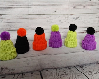Knitted Chocolate Orange Covers – Halloween Table Decorations