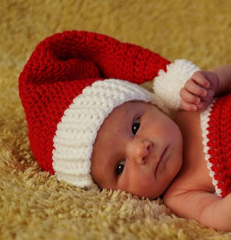 Bonnet de Noel bébé, accessoire photo nouveau-né, cadeau de Noël, premier Noël de bébé, bonnet de Noël, bonnet bébé au crochet, père Noël bébé garçon, père Noël petite fille image 1