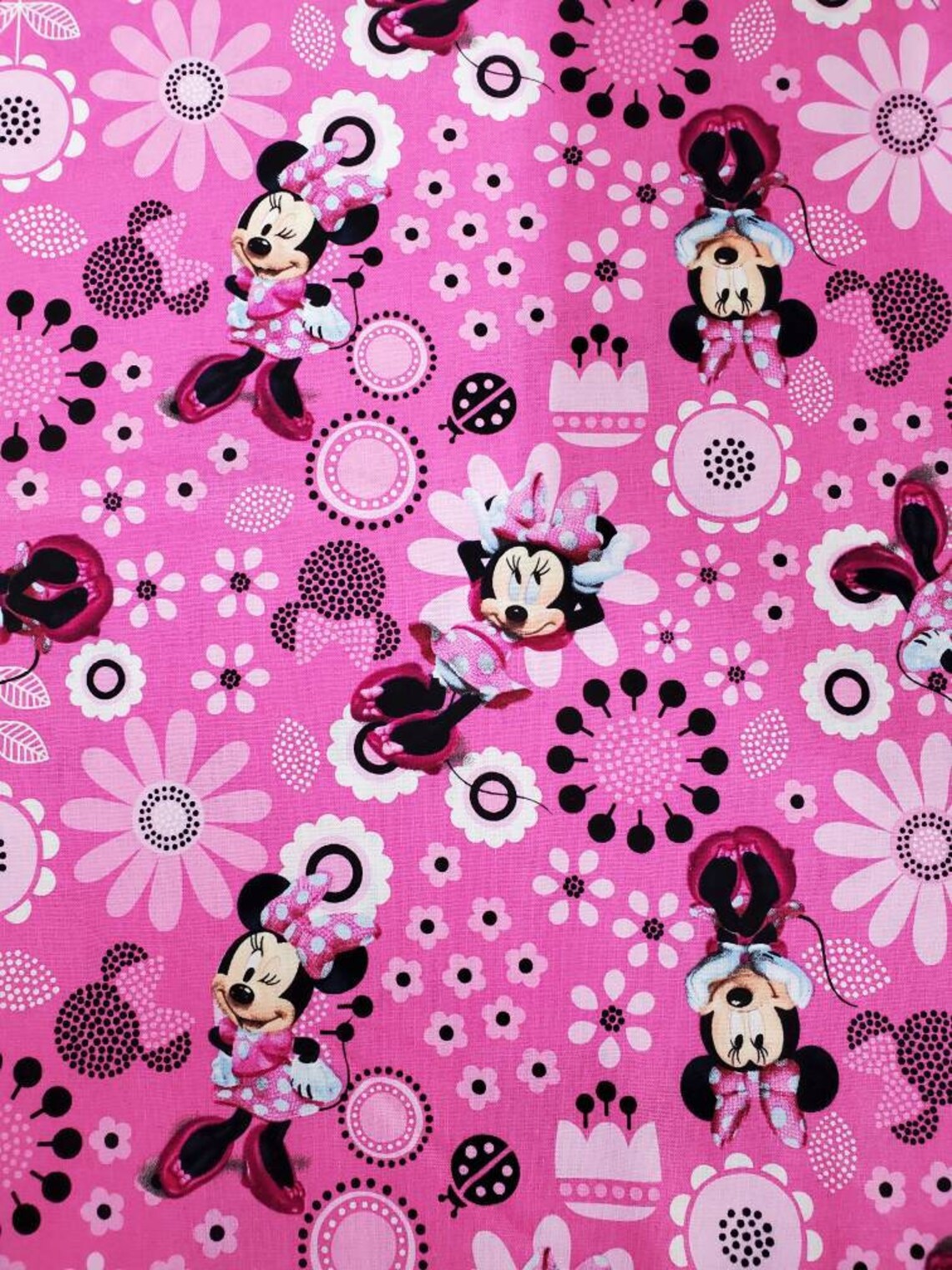 Disney Minnie Mouse Minnie Allover 100 Cotton Fabric yard Etsy