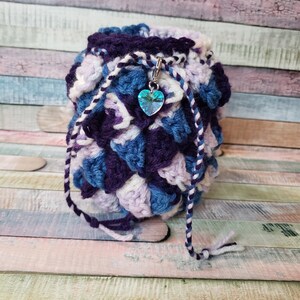 Dicebag , P/B/W,  TIKTOK @homemadebykellym,  D&D, Purse, Dice Bag, Gamer, d20, dragon scale, magic