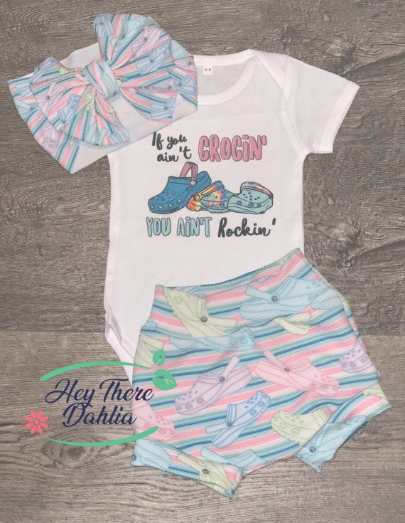 If You Ain't Crocin You Ain't Rockin Baby Girl Outfit - Etsy
