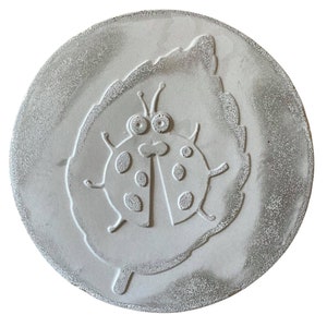 Ladybug Garden Stepping Stone: DIY Cement Yard Art (7 inch)