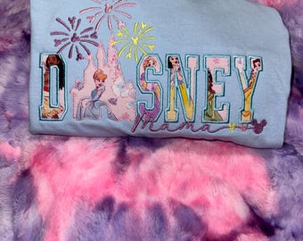 Camiseta Disney Mama personalizada, Sudadera Princesa Mamá personalizada, Sudadera Disney Mamá con cuello redondo bordada, Camiseta Fuegos artificiales del castillo, Vacaciones familiares Mamá