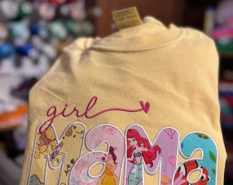 Camiseta bordada para mamá niña, elige tu estampado, camiseta para mamá, sudadera personalizada con personaje para mamá, camiseta personalizada para mamá niña, bordado de apliques