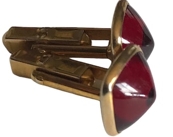 Swank Pyramid Shape Cufflinks, Swing Fashion, 1940s Small Red Lucite Gold-tone Cufflinks, Square Rounded Corners Cabochon Stone, Retro Swag