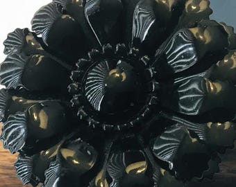 Vintage Elegant Metal Flower Power Pin, Shiny Enameled Black Floral Brooch, Retro 60s 70s Gerber Daisy Pin, Mid Century Lapel Hat Scarf Pin