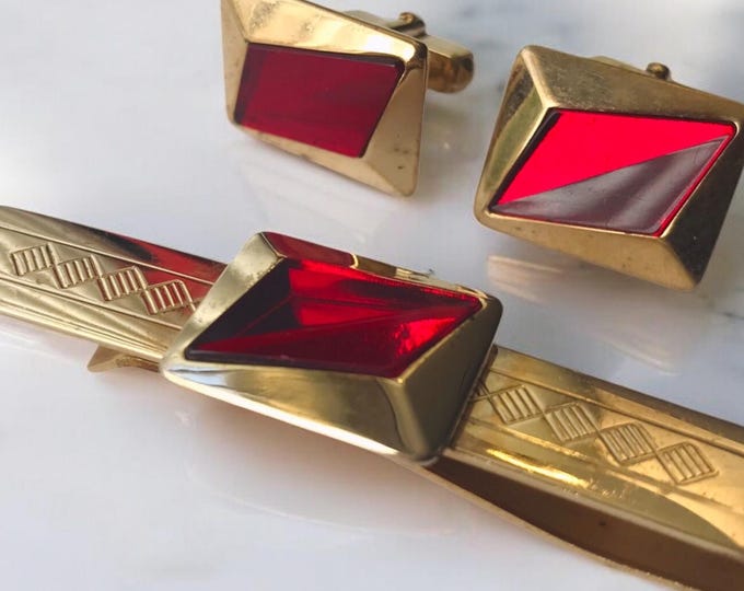 Vintage Anson Tie Clip and Cufflink Set Goldtone and Red Stone