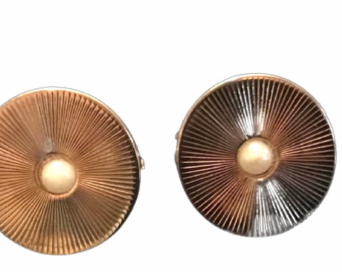 Thoughtful Gift, Vintage Cufflinks, Round Goldtone Disks White Center, Mid Cenury Retro Cuff Links,