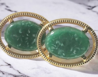 Jade Green and Gold Tone Classic Vintage Cufflinks, Groom Gift for Him, Retro Fashion