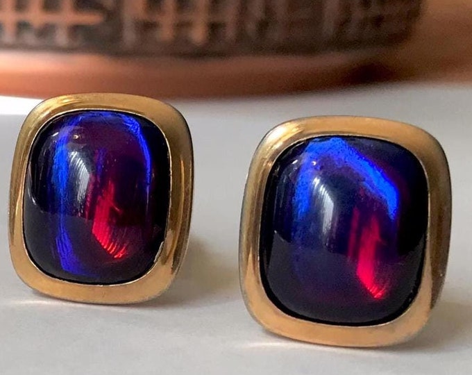 Very Vintage Mid Century Modern Cuff Links, Multicolored Violet Cranberry Blue Spectrum Cabochon in Gold-tone, Minimalist Retro Cufflinks