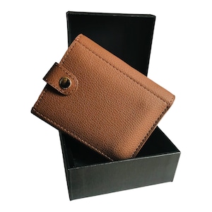 Hermosa billetera marrón, billetera duradera triple AIUWO para hombres, ventana de identificación de gran capacidad, billetera con caja de regalo, cuero de carbono, regalo inteligente para hombres